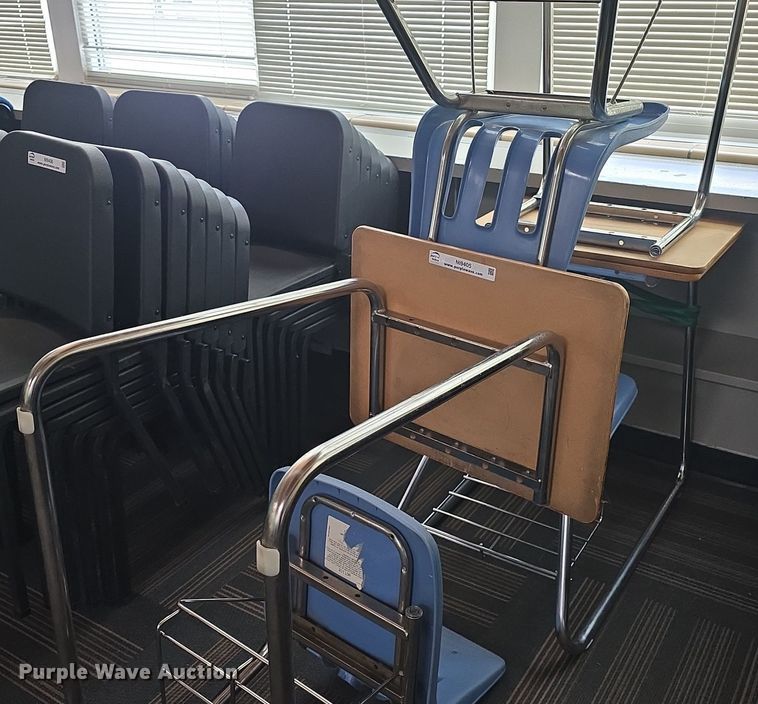 image for item NI9405 (3) school desks