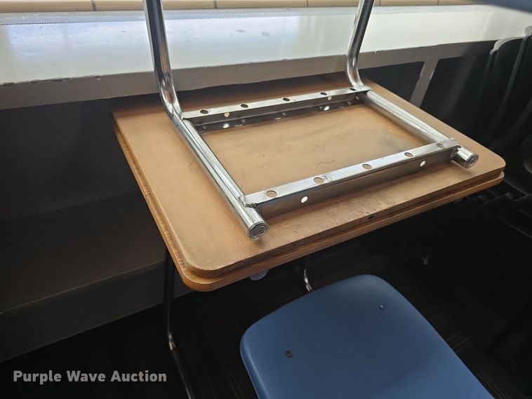 image for item NI9405 (3) school desks