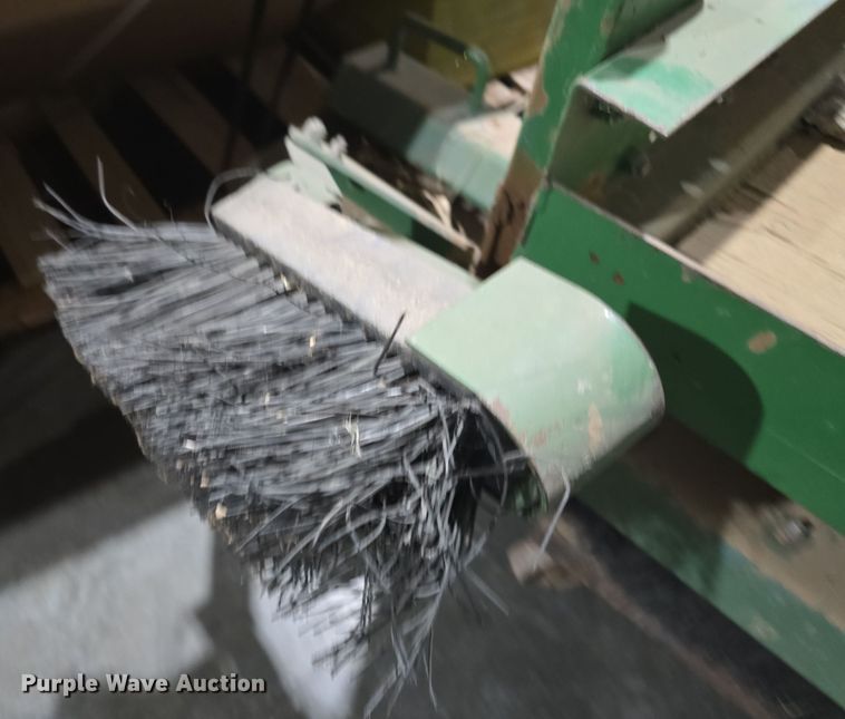 image for item NI9425 Gordon Bannerman B-DM-6 field groomer