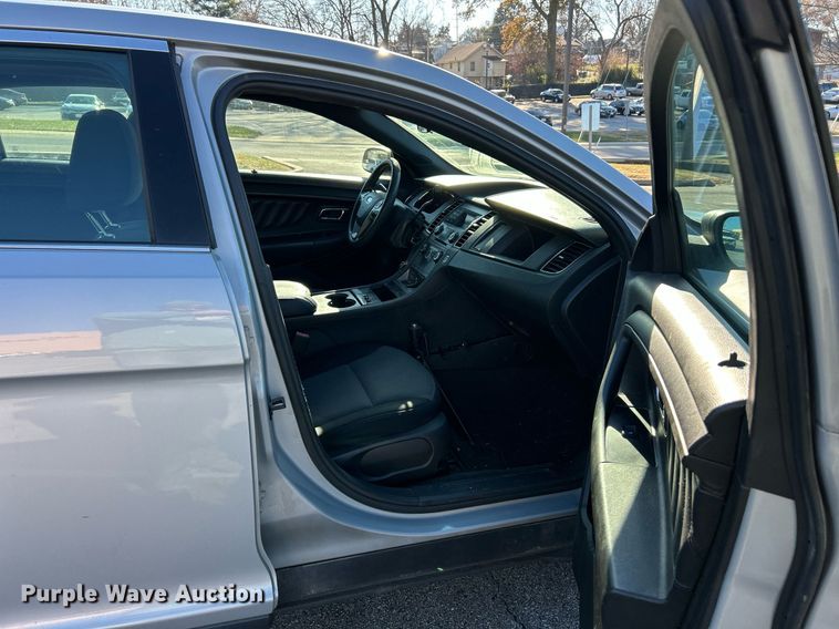 image for item NJ9628 2013 Ford Taurus Police Interceptor 