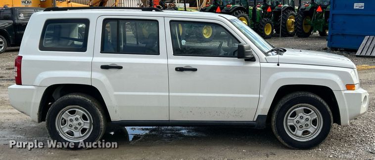 image for item NJ9721 2009 Jeep Patriot SUV