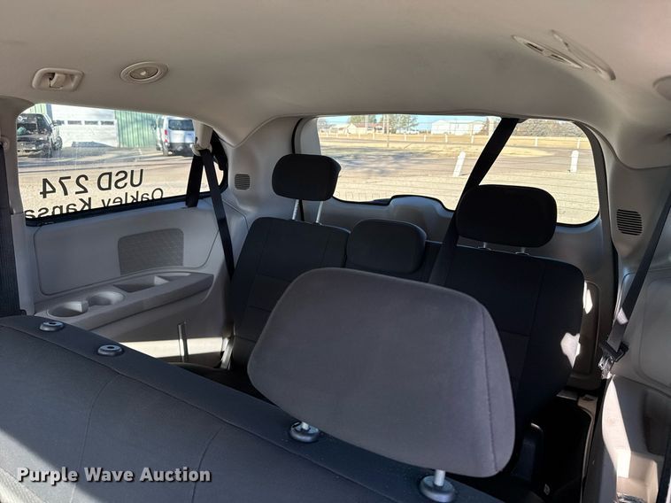 image for item NN9522 2008 Dodge Grand Caravan SE van