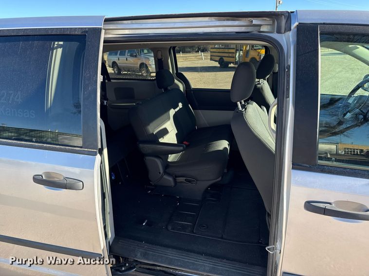 image for item NN9522 2008 Dodge Grand Caravan SE van