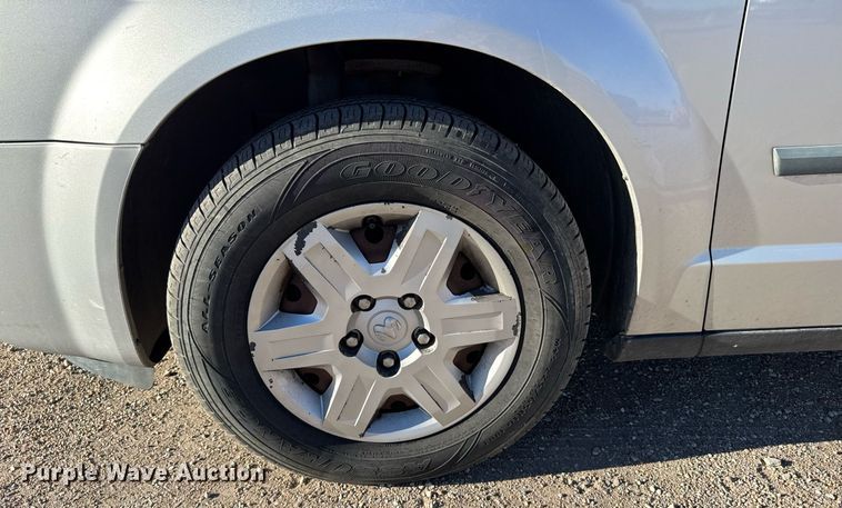 image for item NN9522 2008 Dodge Grand Caravan SE van