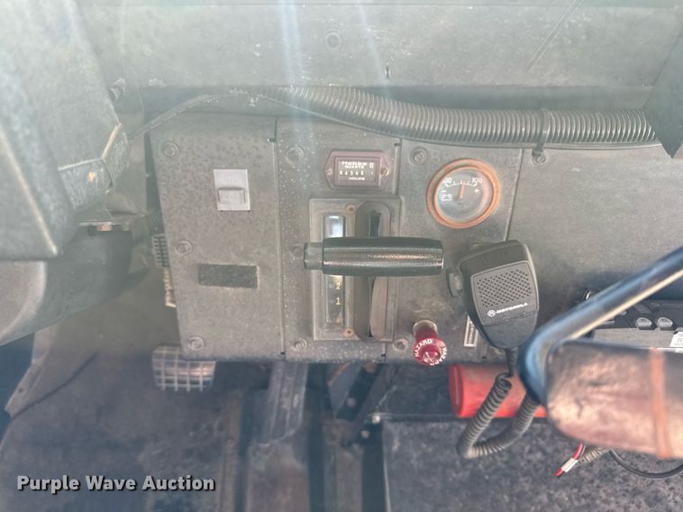 image for item NN9523 2000 GMC school bus