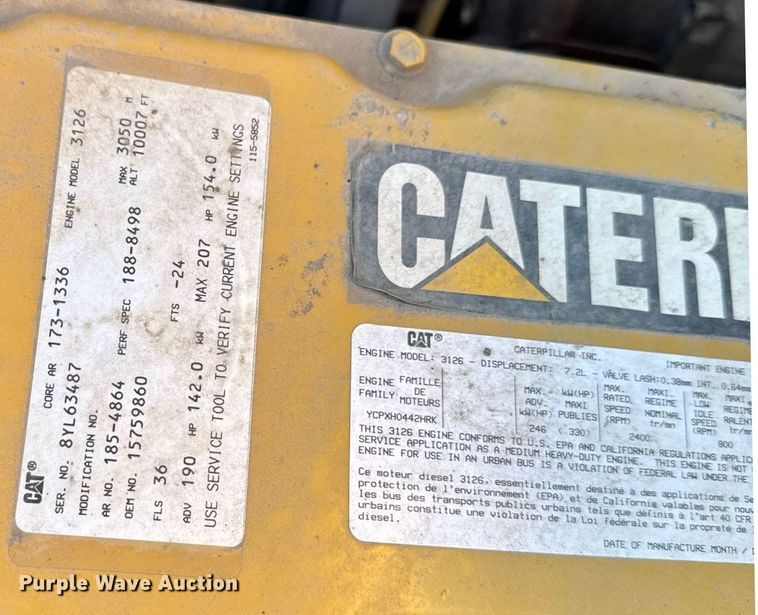 image for item NN9523 2000 GMC school bus