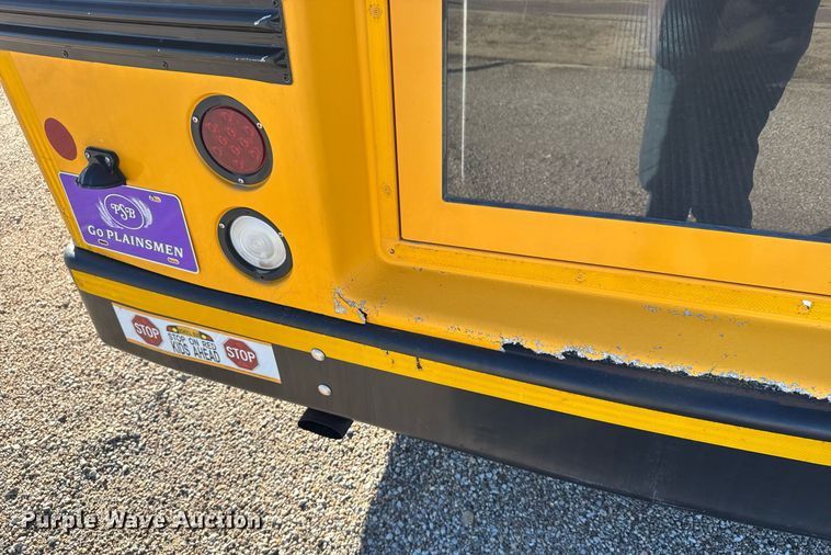 image for item NN9524 2007 Chevrolet Express G3500 school bus