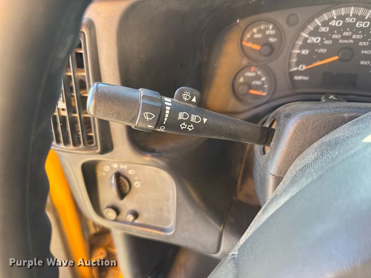 image for item NN9524 2007 Chevrolet Express G3500 school bus