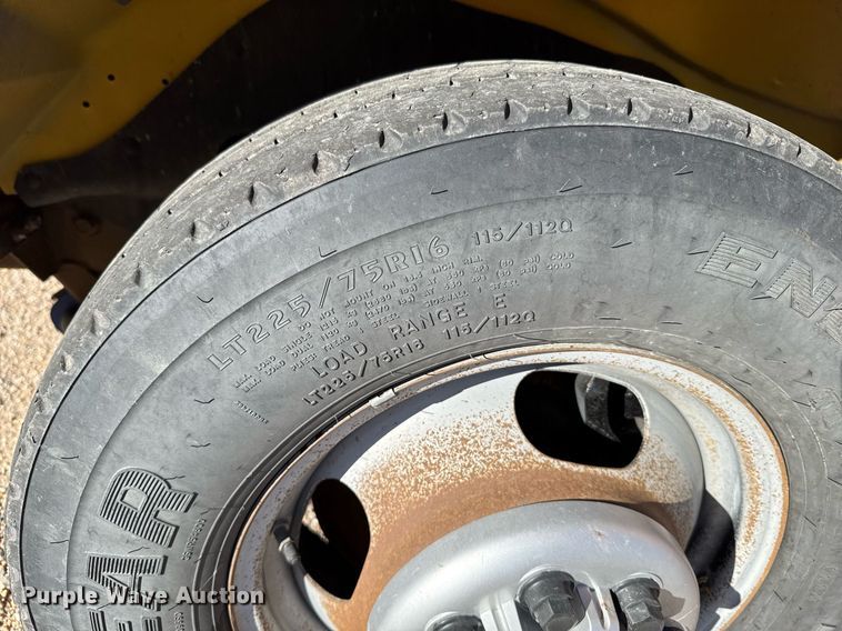 image for item NN9524 2007 Chevrolet Express G3500 school bus