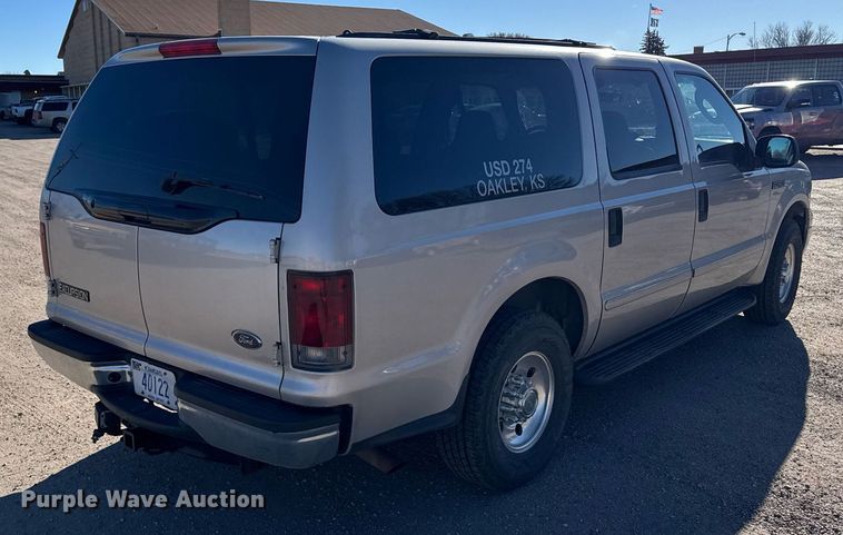image for item NN9525 2005 Ford Excursion SUV