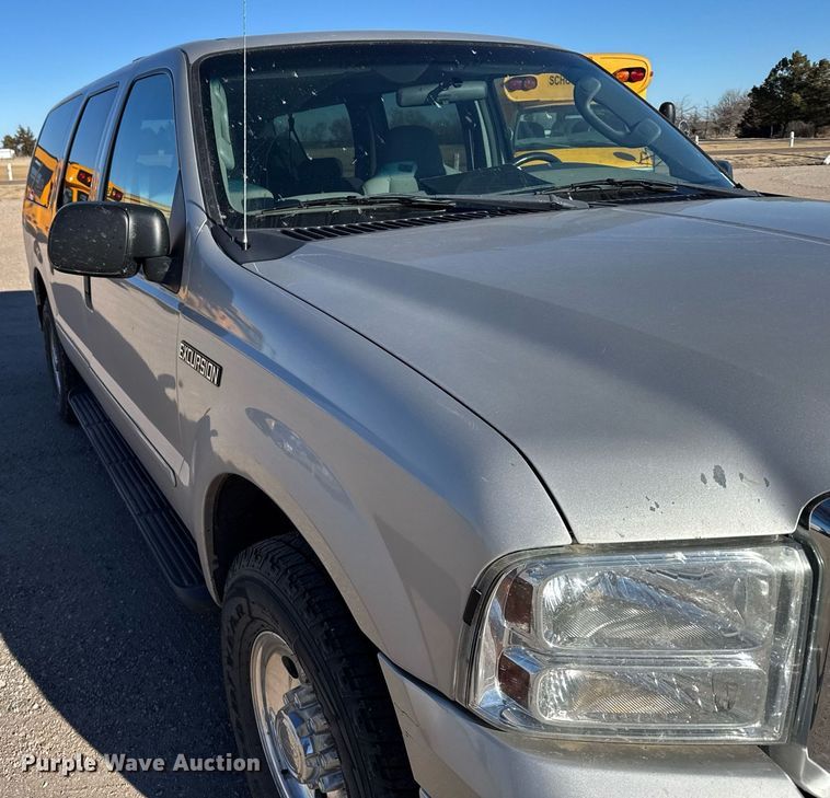 image for item NN9525 2005 Ford Excursion SUV
