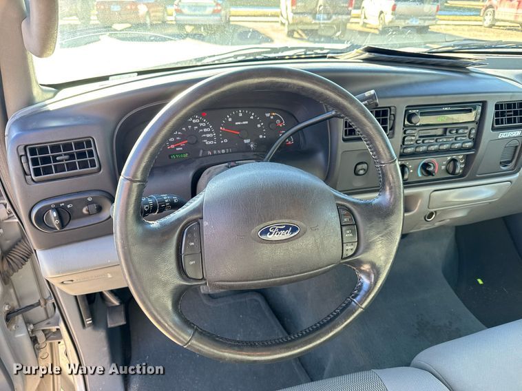 image for item NN9525 2005 Ford Excursion SUV