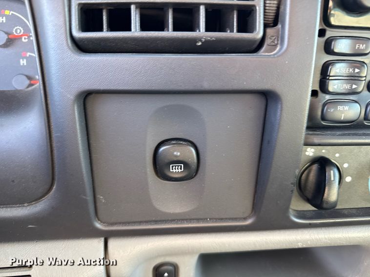 image for item NN9525 2005 Ford Excursion SUV