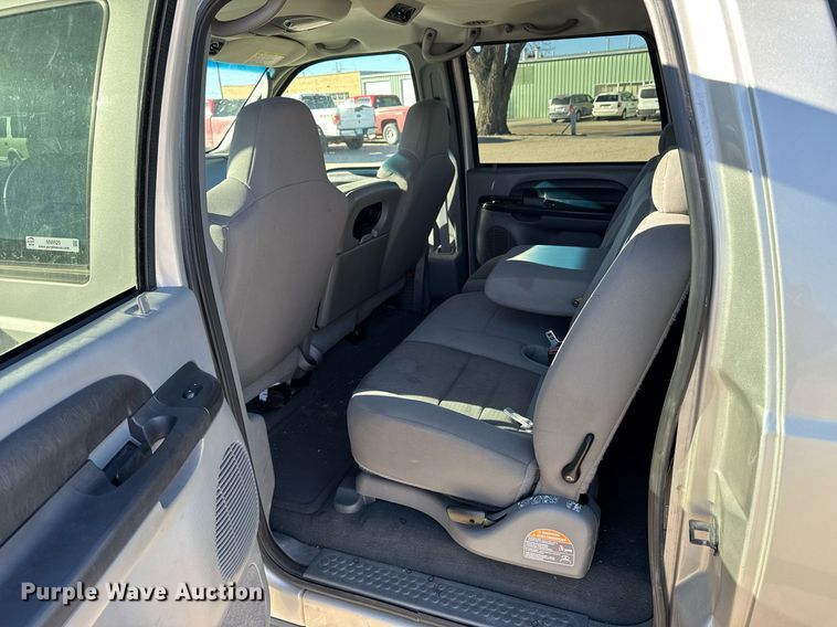 image for item NN9525 2005 Ford Excursion SUV