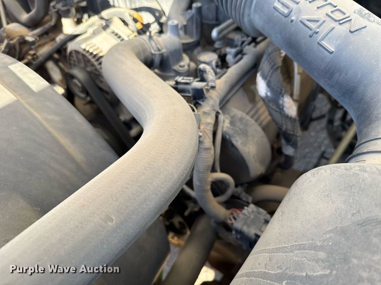 image for item NN9525 2005 Ford Excursion SUV