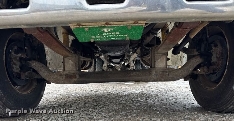 image for item DH9249 2002 Freightliner FL70 tank truck