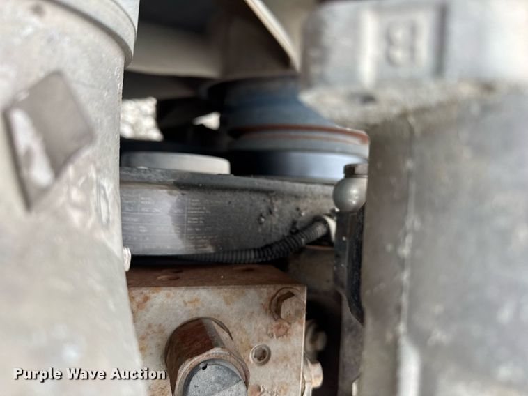 image for item DH9249 2002 Freightliner FL70 tank truck