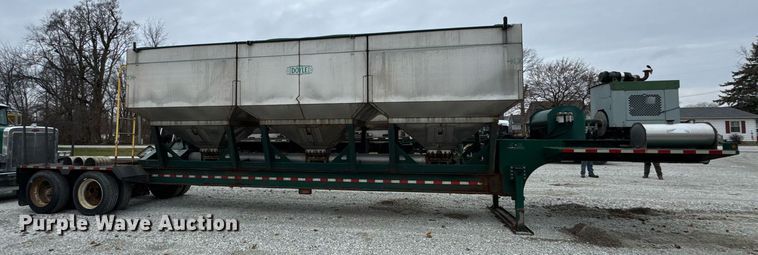 image for item DH9567 2013 Behnke Enterprises  Doyle tender fertilizer tender trailer