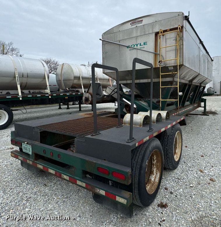 image for item DH9567 2013 Behnke Enterprises  Doyle tender fertilizer tender trailer