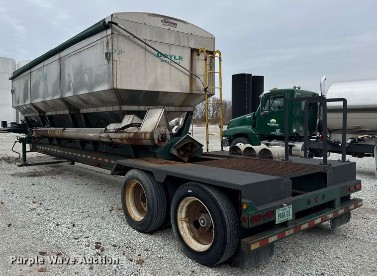 image for item DH9567 2013 Behnke Enterprises  Doyle tender fertilizer tender trailer