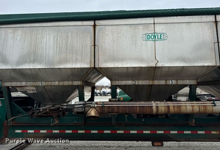 image for item DH9567 2013 Behnke Enterprises  Doyle tender fertilizer tender trailer