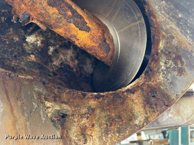 image for item DH9567 2013 Behnke Enterprises  Doyle tender fertilizer tender trailer