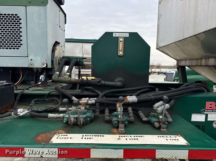 image for item DH9567 2013 Behnke Enterprises  Doyle tender fertilizer tender trailer