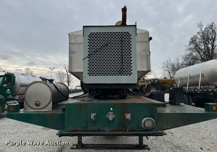 image for item DH9567 2013 Behnke Enterprises  Doyle tender fertilizer tender trailer