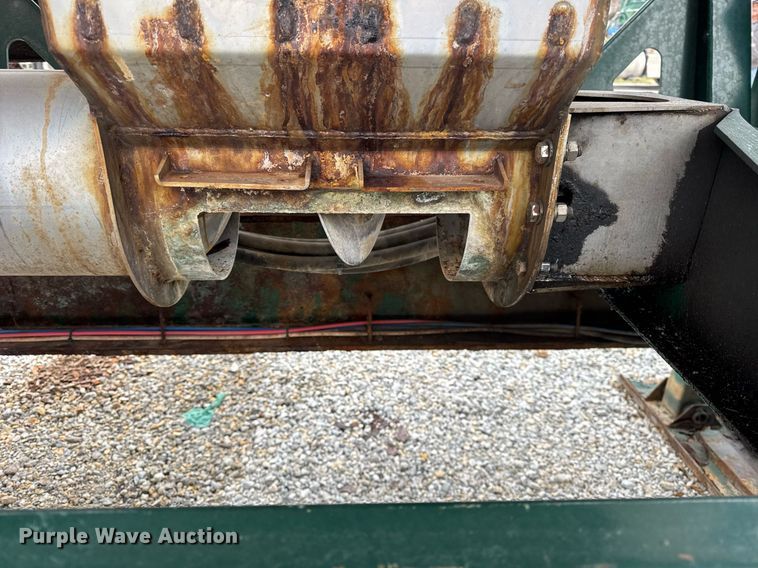 image for item DH9567 2013 Behnke Enterprises  Doyle tender fertilizer tender trailer