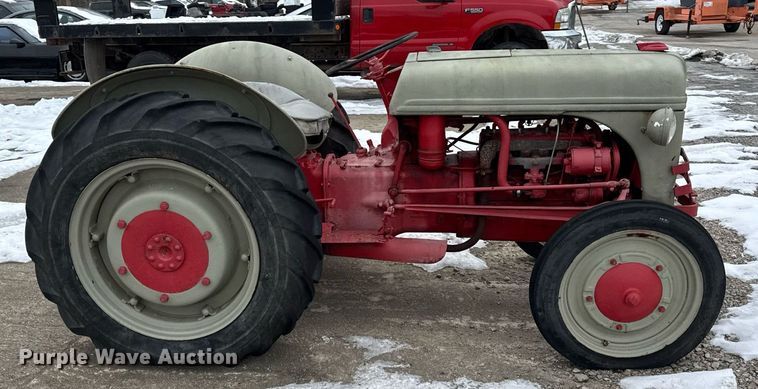 image for item DH9768 Ford 9N tractor