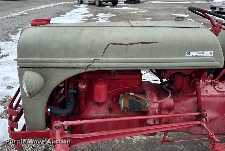 image for item DH9768 Ford 9N tractor