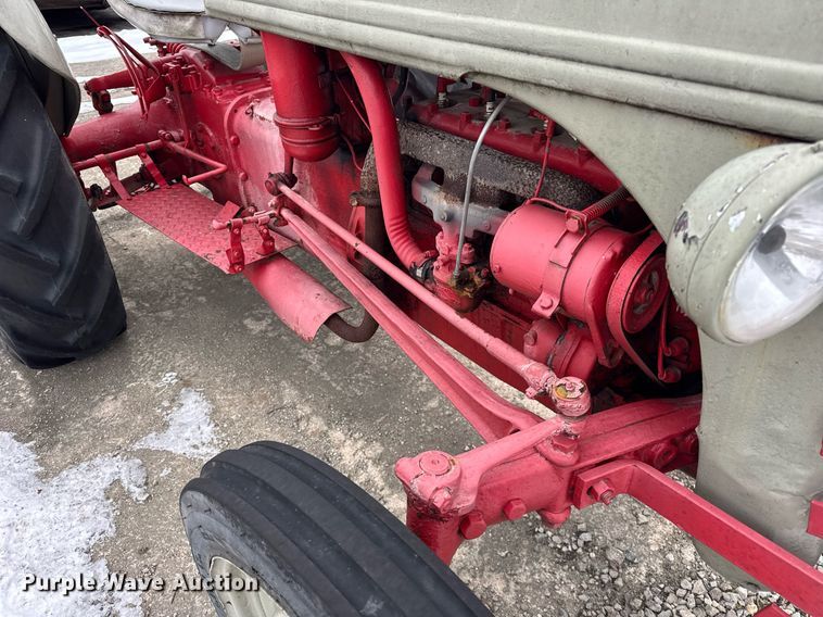 image for item DH9768 Ford 9N tractor