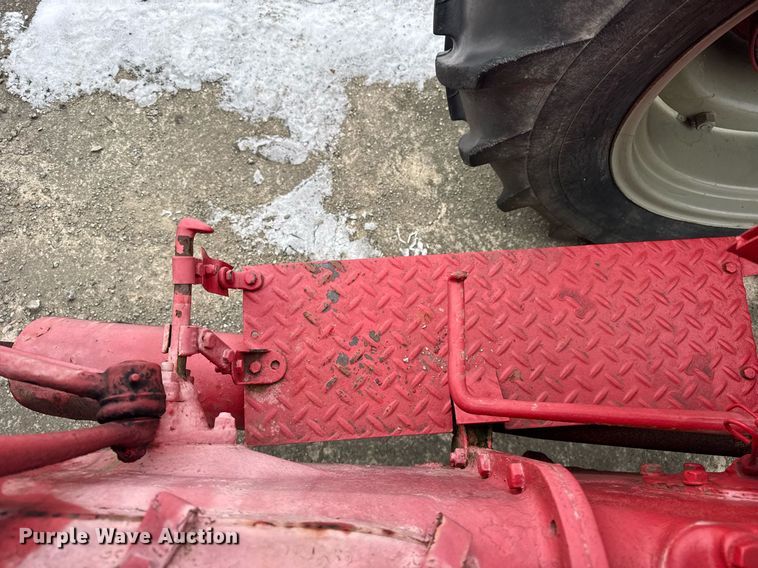 image for item DH9768 Ford 9N tractor