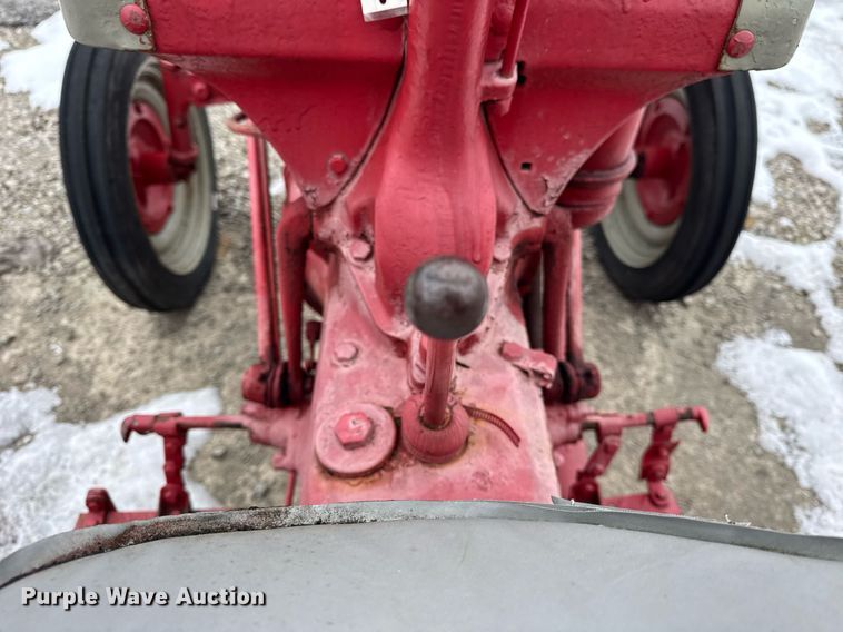 image for item DH9768 Ford 9N tractor
