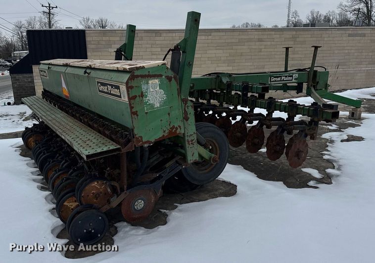 image for item DH9771 2003 Great Plains Solid Stand 14 grain drill