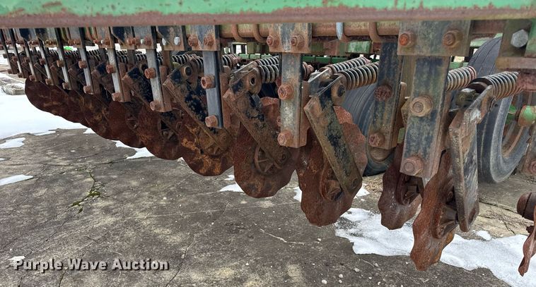 image for item DH9771 2003 Great Plains Solid Stand 14 grain drill