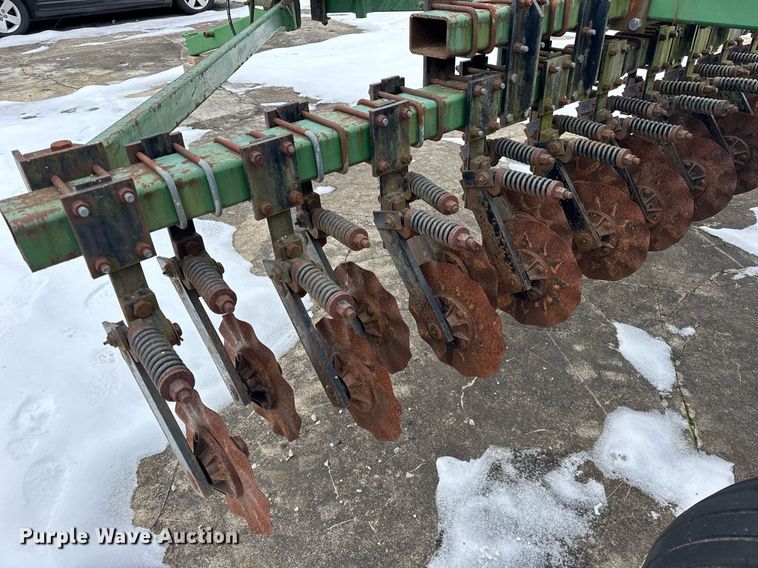 image for item DH9771 2003 Great Plains Solid Stand 14 grain drill