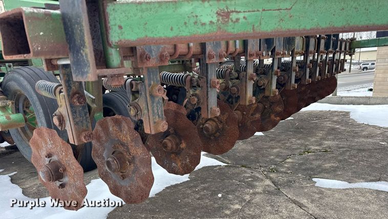 image for item DH9771 2003 Great Plains Solid Stand 14 grain drill