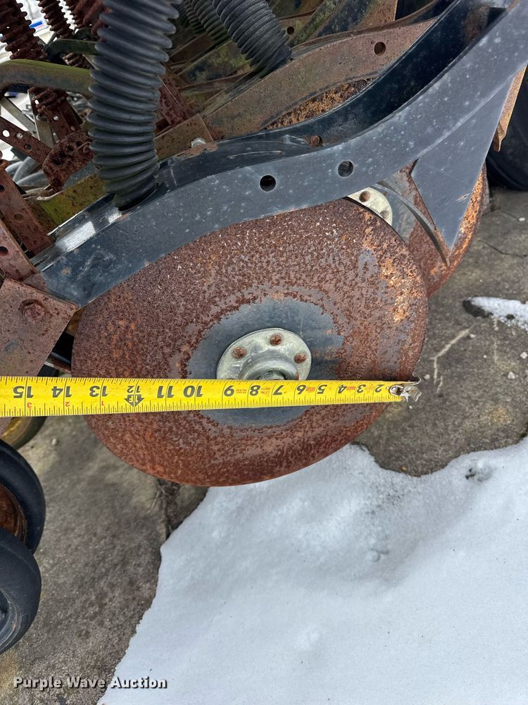 image for item DH9771 2003 Great Plains Solid Stand 14 grain drill