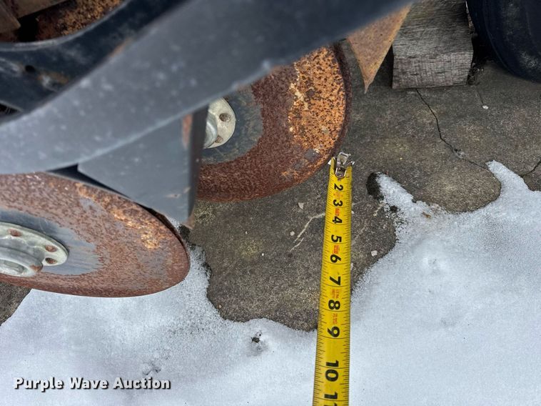 image for item DH9771 2003 Great Plains Solid Stand 14 grain drill