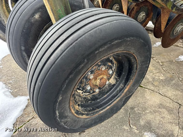 image for item DH9771 2003 Great Plains Solid Stand 14 grain drill