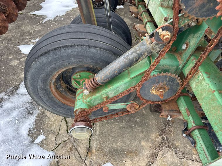 image for item DH9771 2003 Great Plains Solid Stand 14 grain drill