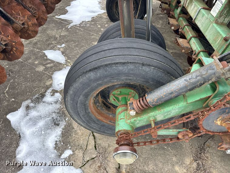 image for item DH9771 2003 Great Plains Solid Stand 14 grain drill