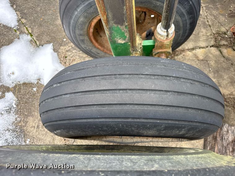 image for item DH9771 2003 Great Plains Solid Stand 14 grain drill