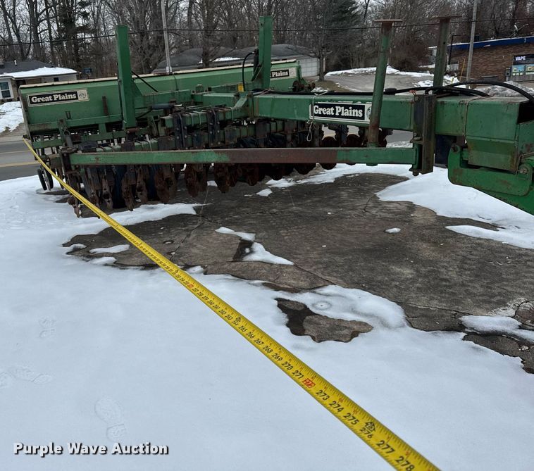 image for item DH9771 2003 Great Plains Solid Stand 14 grain drill