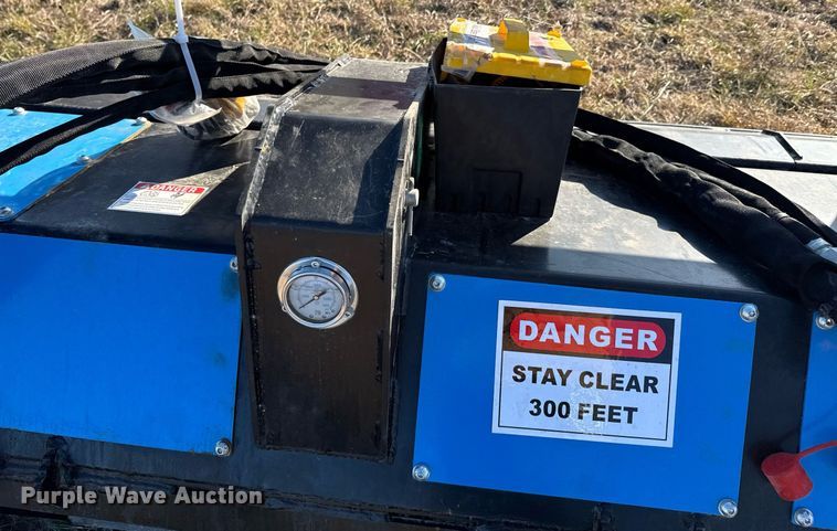 image for item DO0098 Raytree RMDM72A skid steer mulcher