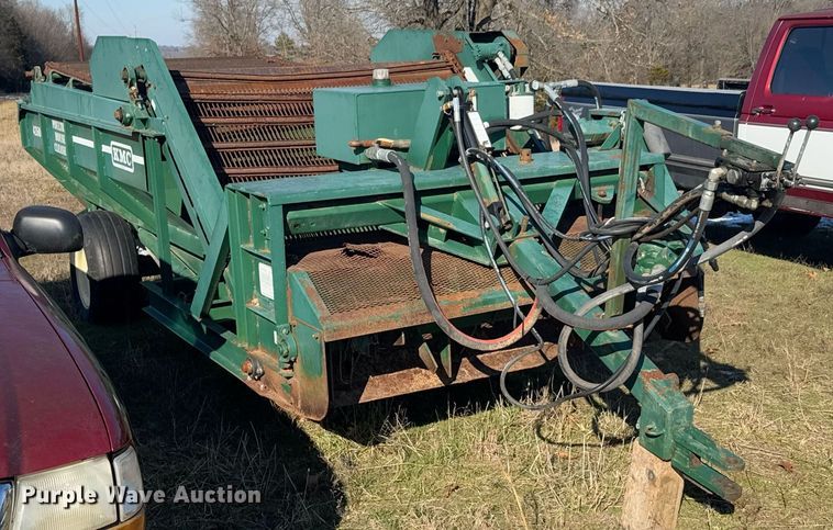 image for item DO0234 KMC 4260D poultry house cleanout machine