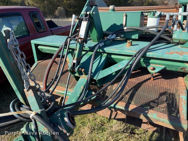 image for item DO0234 KMC 4260D poultry house cleanout machine