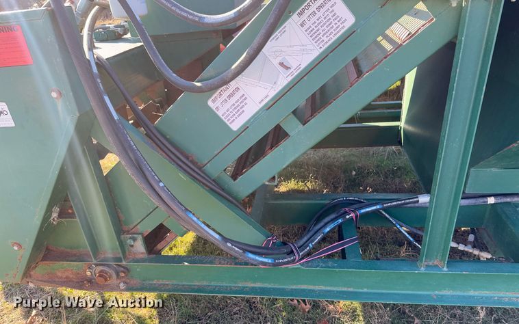 image for item DO0234 KMC 4260D poultry house cleanout machine