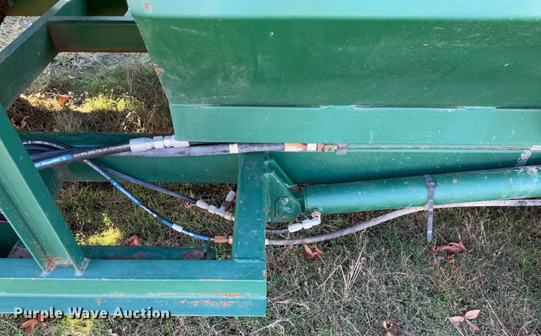 image for item DO0234 KMC 4260D poultry house cleanout machine